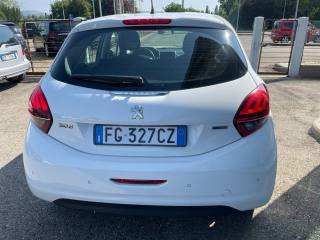 PEUGEOT 208 usata, con ESP