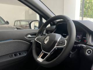 RENAULT Captur usata, con USB