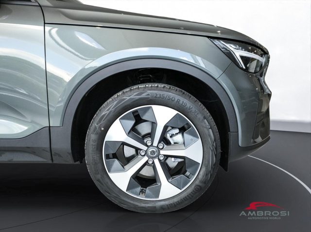 VOLVO XC40 usata 9