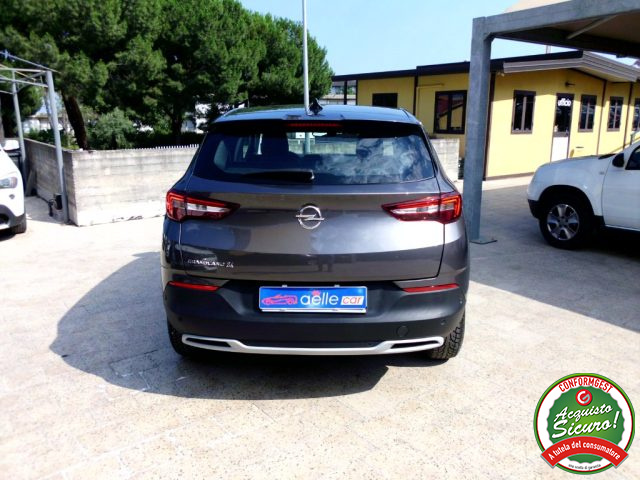 OPEL Grandland X usata, con Autoradio