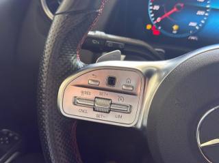 MERCEDES-BENZ GLB 200 usata, con Autoradio digitale