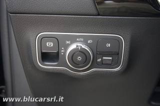 MERCEDES-BENZ B 180 usata, con Fari LED