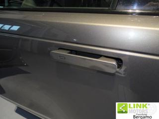 LAND ROVER Range Rover Velar usata, con Volante in pelle