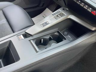 PEUGEOT 308 usata, con Leve al volante