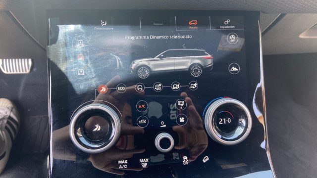 LAND ROVER Range Rover Velar usata, con Cruise Control