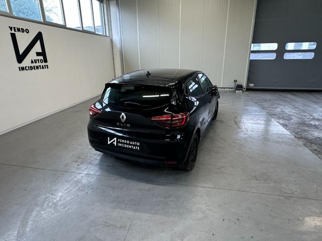 RENAULT Clio usata, con Boardcomputer