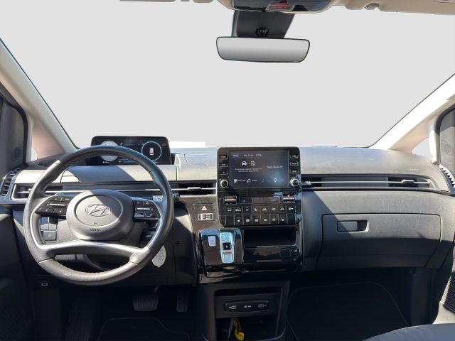 HYUNDAI Staria usata 12