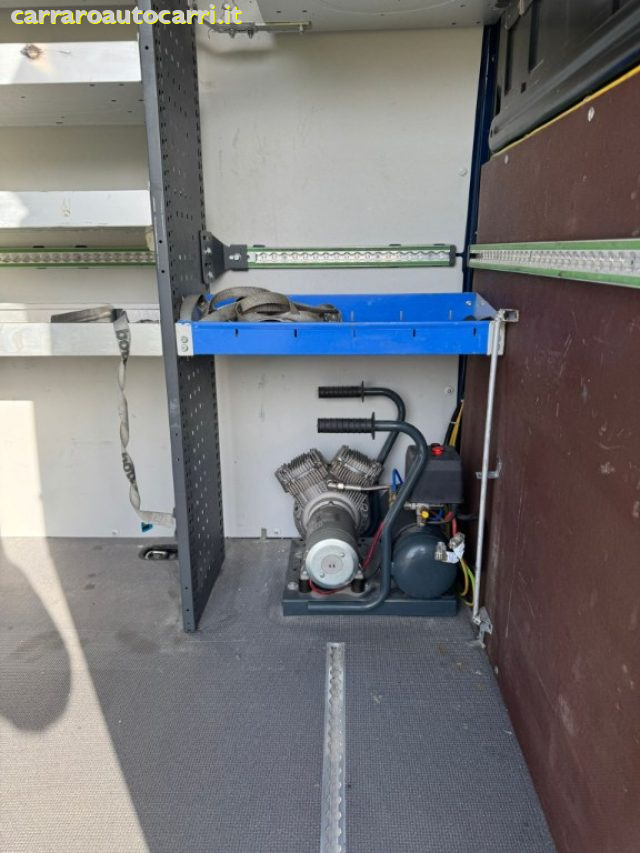 VOLKSWAGEN Crafter usata, con Controllo vocale