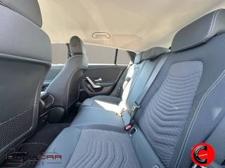 MERCEDES-BENZ CLA 180 usata, con Fari LED