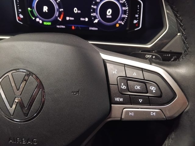 VOLKSWAGEN Tiguan usata, con Specchietti laterali elettrici
