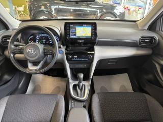 TOYOTA Yaris Cross usata, con Controllo automatico clima