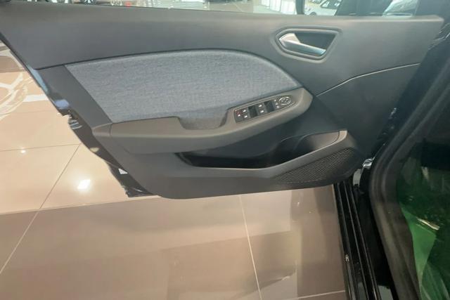 RENAULT Clio usata, con Servosterzo