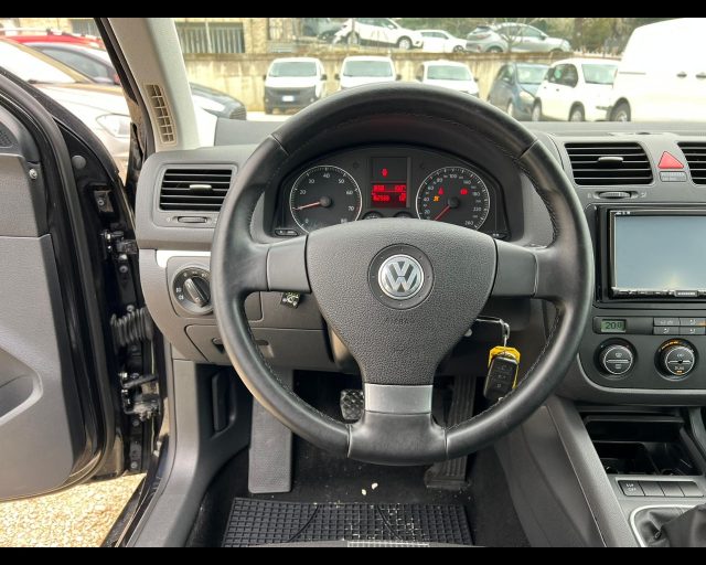 VOLKSWAGEN Jetta usata, con Airbag testa