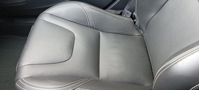 VOLVO V60 usata, con Bluetooth