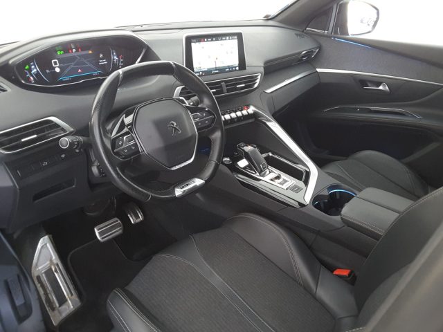 PEUGEOT 5008 usata, con Boardcomputer