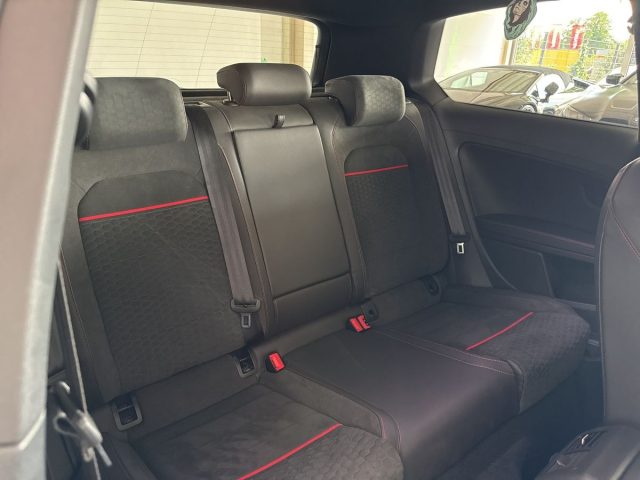 VOLKSWAGEN Golf GTI usata, con Airbag Passeggero