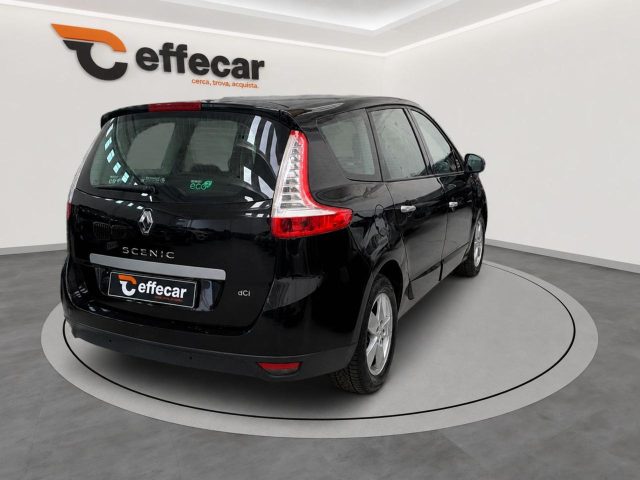 RENAULT Scenic usata, con Autoradio