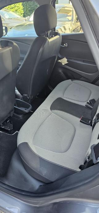 RENAULT Captur usata 17