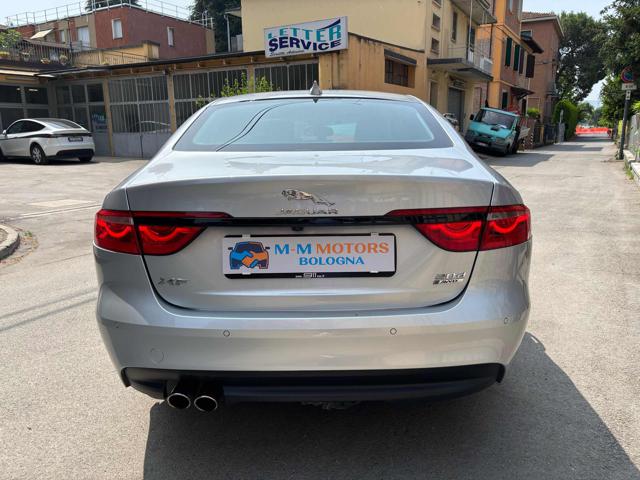 JAGUAR XF usata, con Antifurto