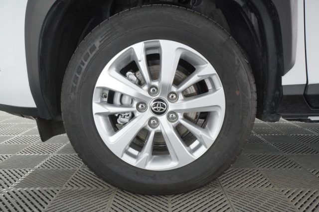 TOYOTA Yaris Cross usata 9