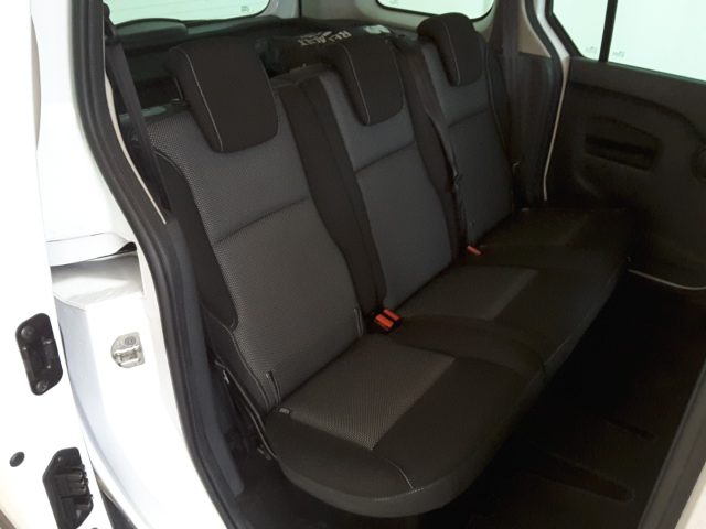 RENAULT Kangoo usata, con Controllo trazione