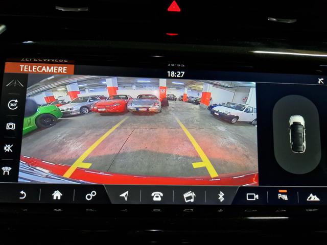 LAND ROVER Discovery Sport usata, con Sistema di navigazione