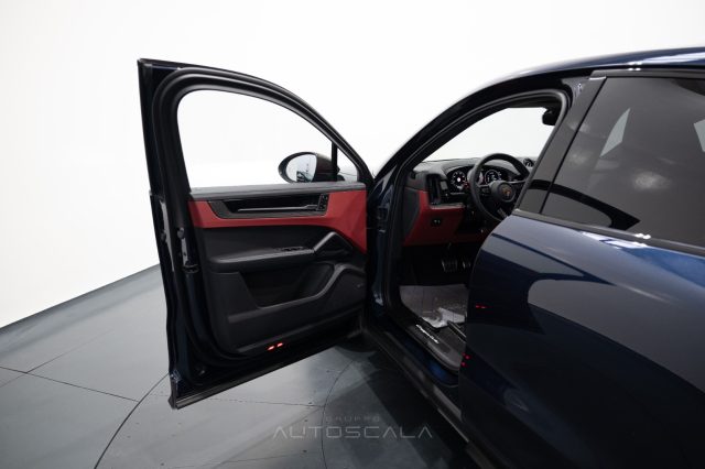 PORSCHE Cayenne usata, con Touch screen