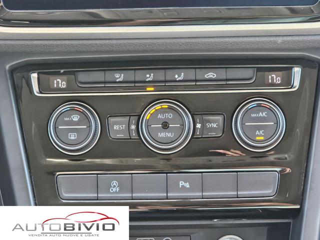 VOLKSWAGEN Touran usata, con Volante multifunzione