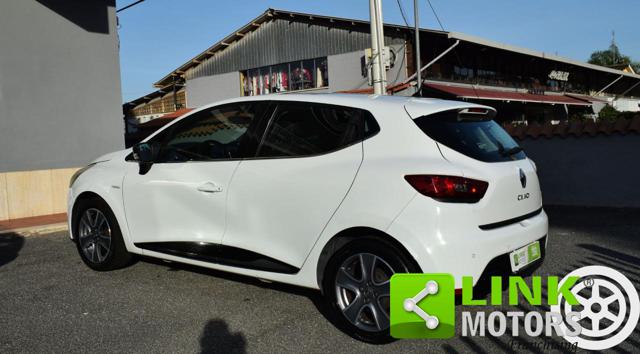RENAULT Clio usata, con Alzacristalli elettrici