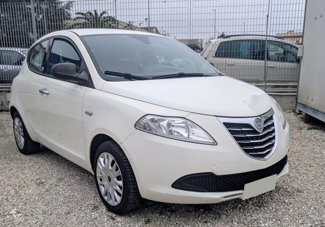LANCIA Ypsilon usata, con Airbag