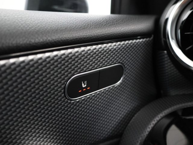 MERCEDES-BENZ A 200 usata, con Airbag testa