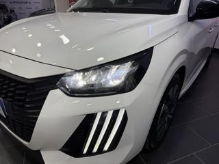 PEUGEOT 208 usata, con Alzacristalli elettrici