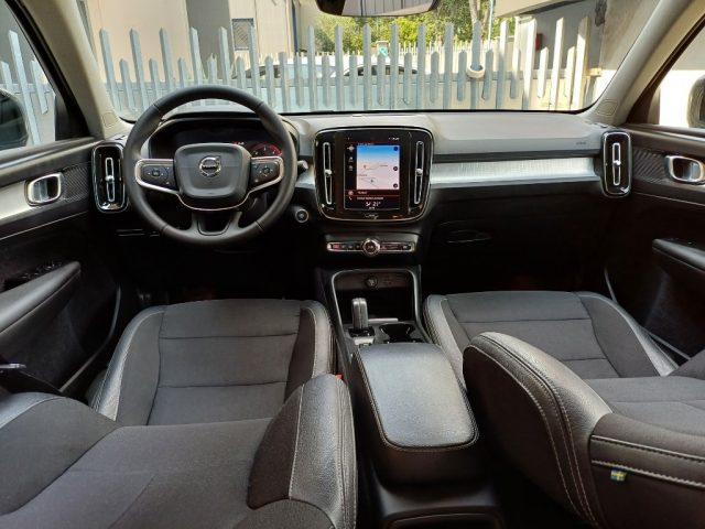 VOLVO XC40 usata, con Controllo trazione
