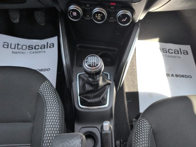 DACIA Duster usata, con USB