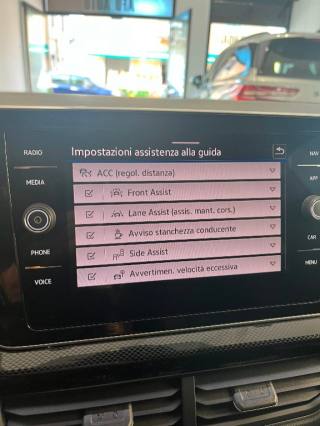 VOLKSWAGEN T-Cross usata, con Volante in pelle
