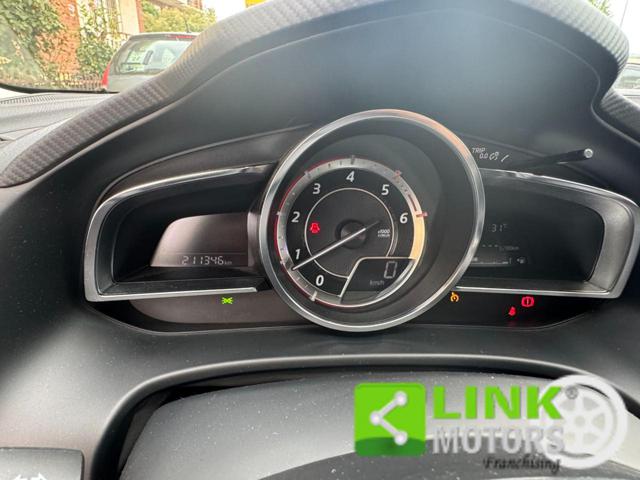 MAZDA 3 usata, con Park Distance Control