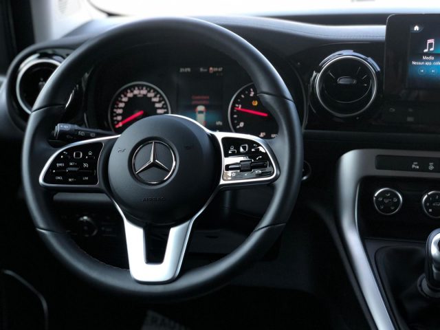 MERCEDES-BENZ T 160 usata, con Luci diurne LED