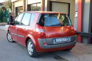 RENAULT Scenic usata, con Chiusura centralizzata