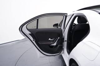 MERCEDES-BENZ A 180 usata, con Sensore di pioggia