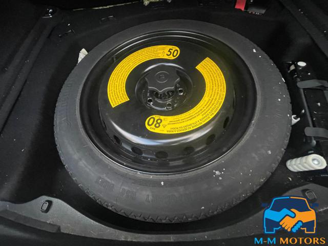 AUDI A8 usata, con Sensori di parcheggio anteriori