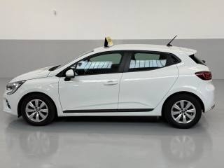 RENAULT Clio usata, con Autoradio