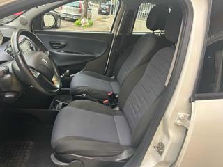 LANCIA Ypsilon usata, con Chiusura centralizzata