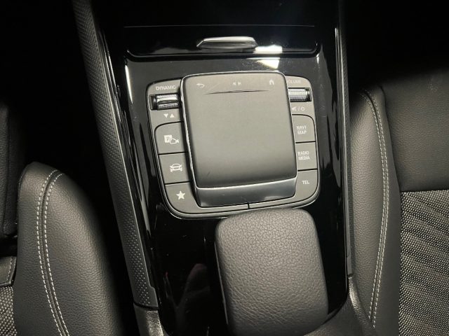 MERCEDES-BENZ B 180 usata, con Climatizzatore