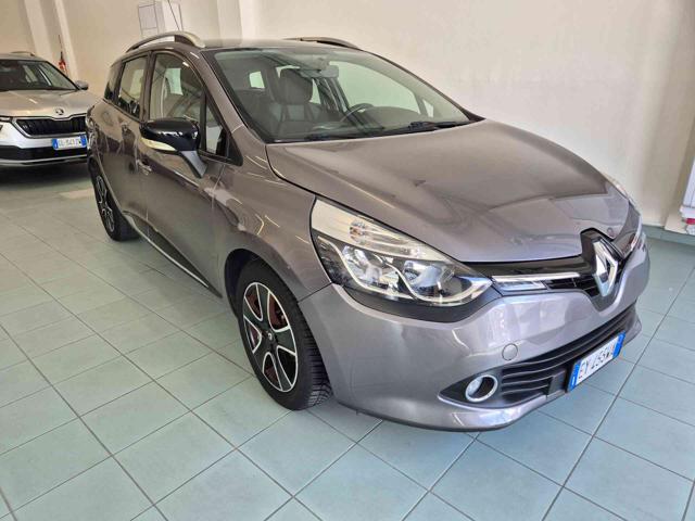 RENAULT Clio usata, con Airbag