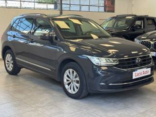 VOLKSWAGEN Tiguan usata, con Airbag laterali