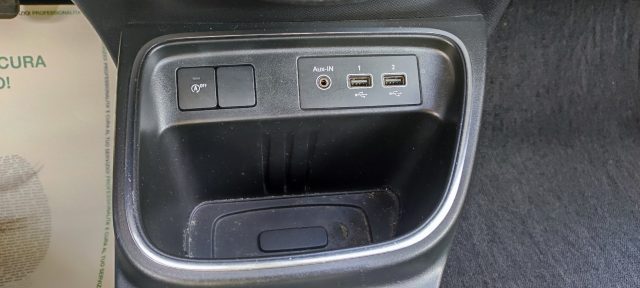 RENAULT Twingo usata, con USB