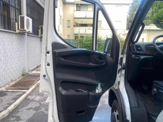 IVECO Daily usata 9
