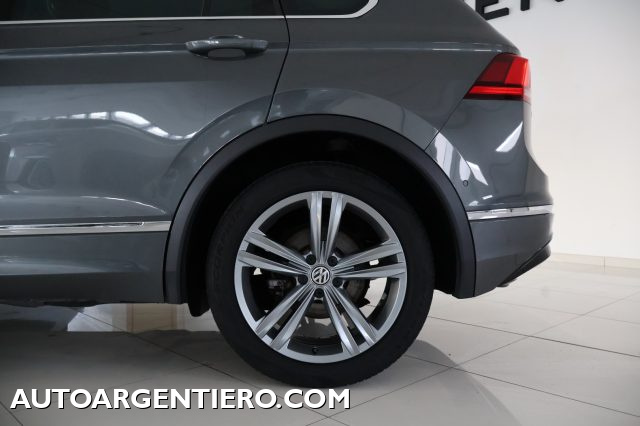 VOLKSWAGEN Tiguan usata, con Hill holder