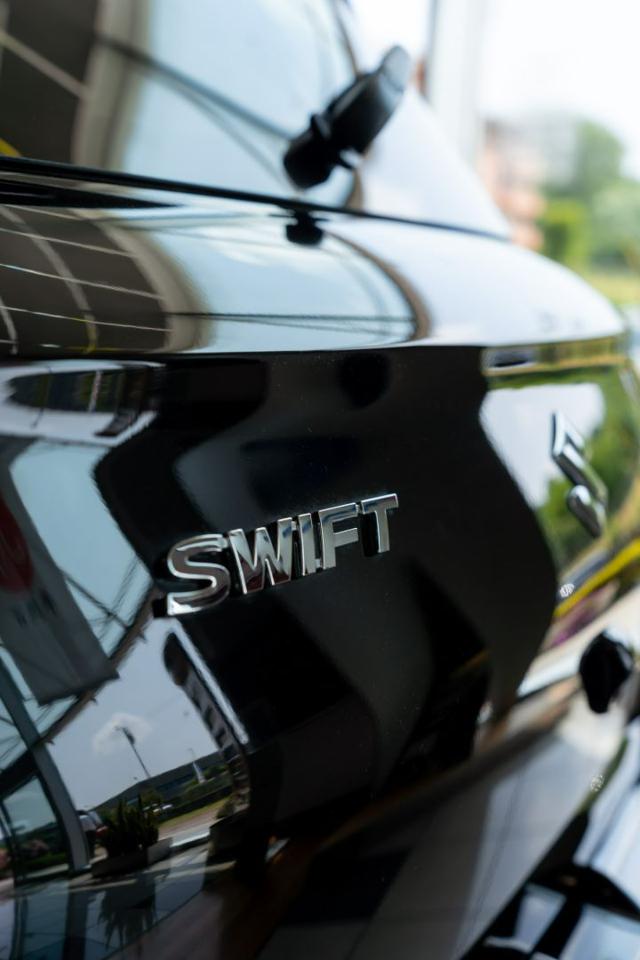 SUZUKI Swift usata, con Airbag Passeggero
