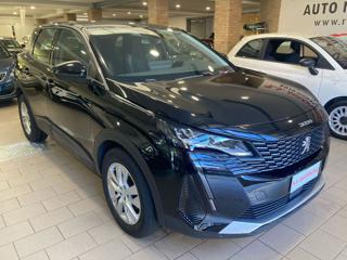 PEUGEOT 3008 usata, con Airbag
